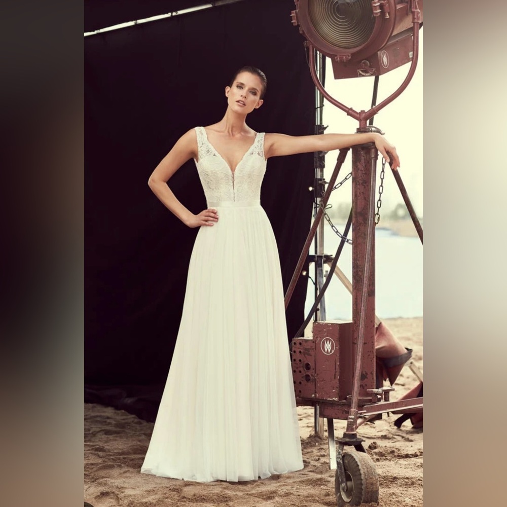 Mikaella Wedding Dress Style 2193 WITH SLEEVES